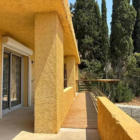 Valentina -inn With * Carcasona